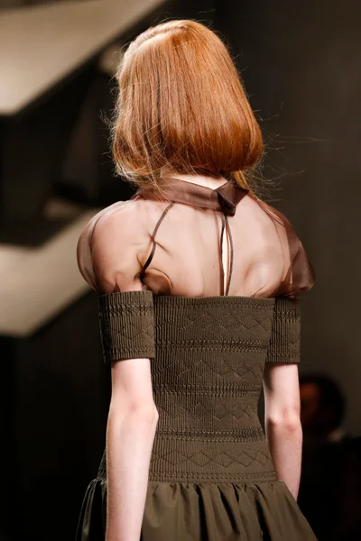 Look 95